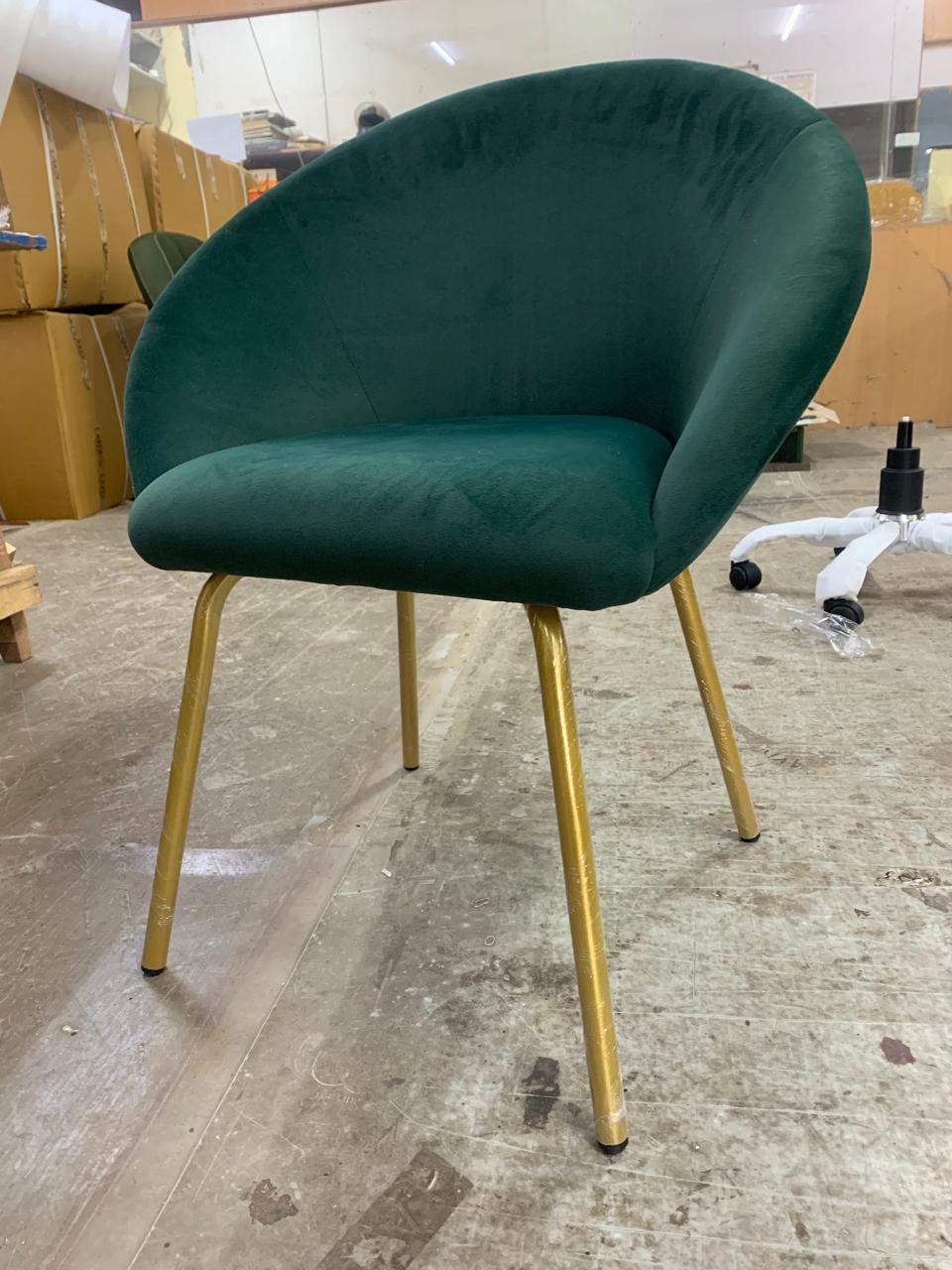 Round Shell Back Velvet Lounge Chair