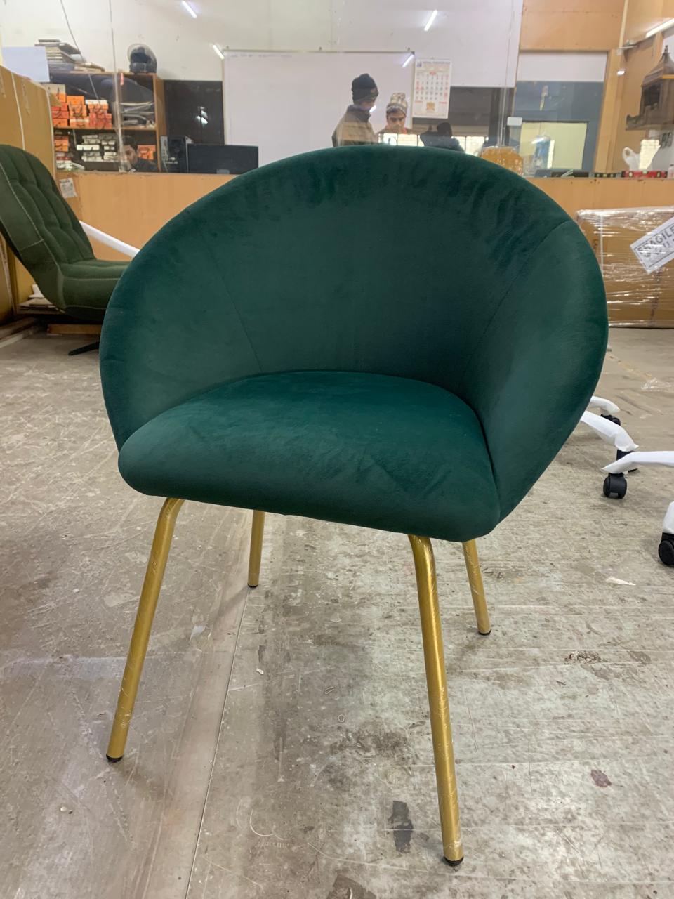 Round Shell Back Velvet Lounge Chair