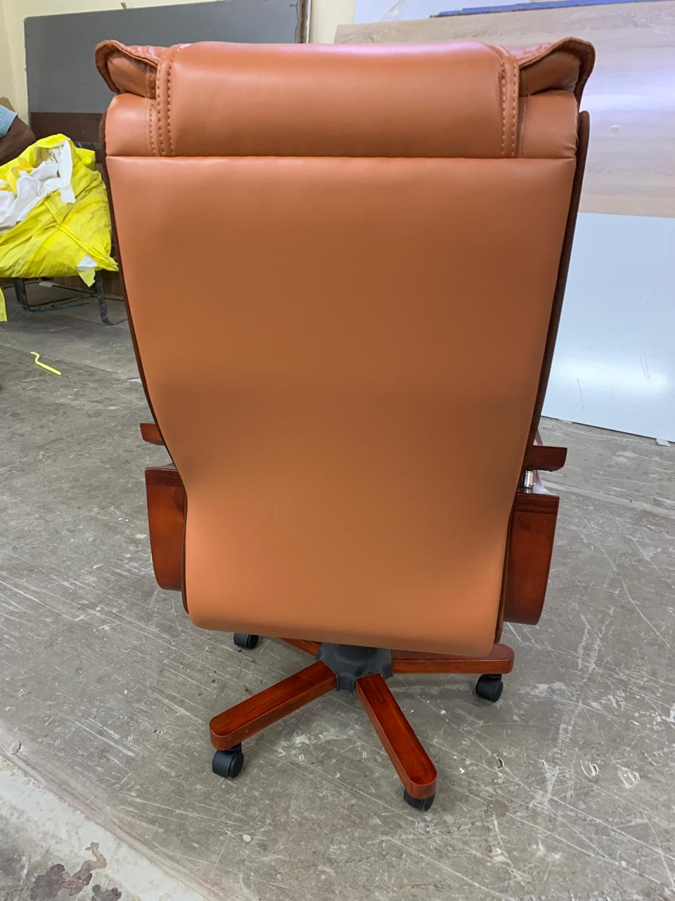 High Back Ergonomic Director Chair with Wooden Base