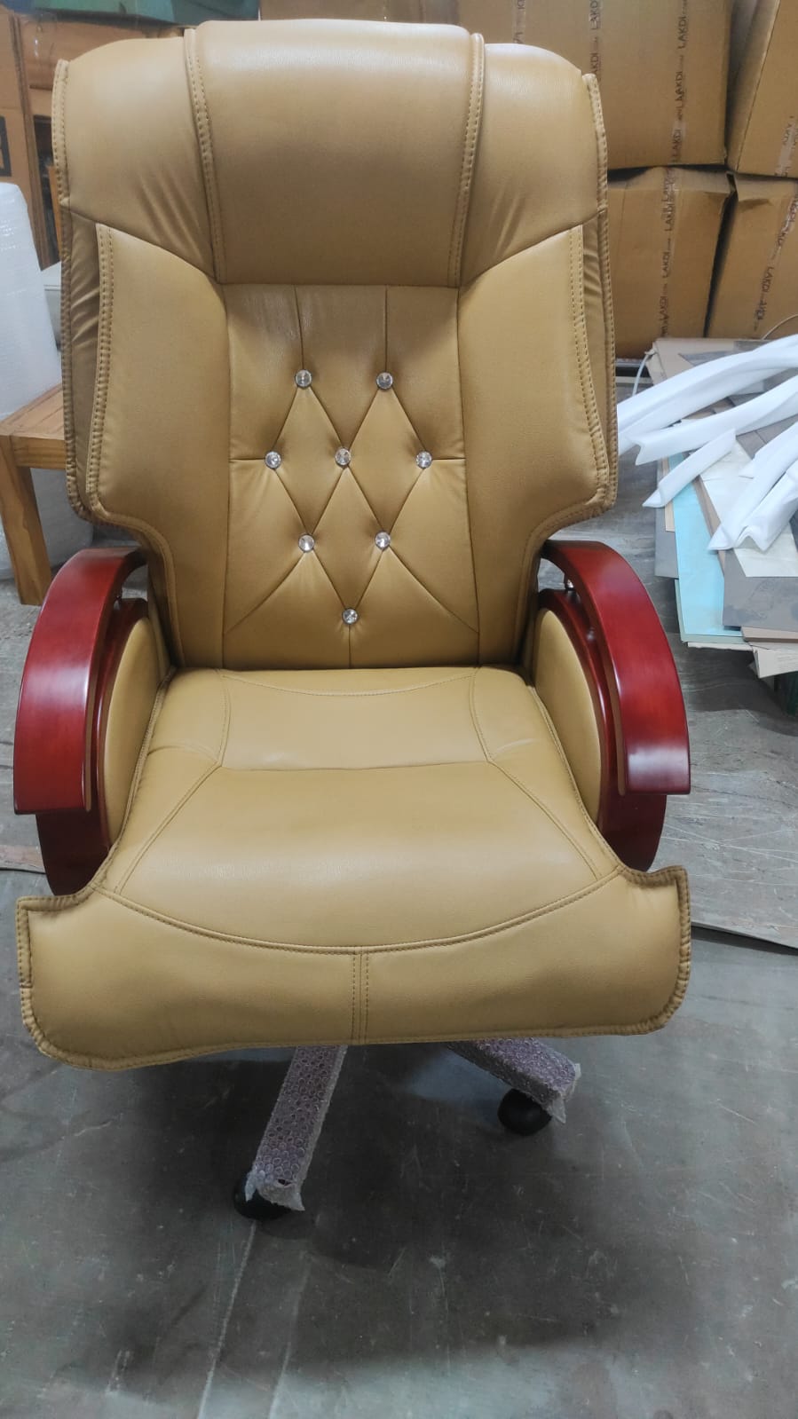 High Back Director Chair with Height Adjustable Wooden Base