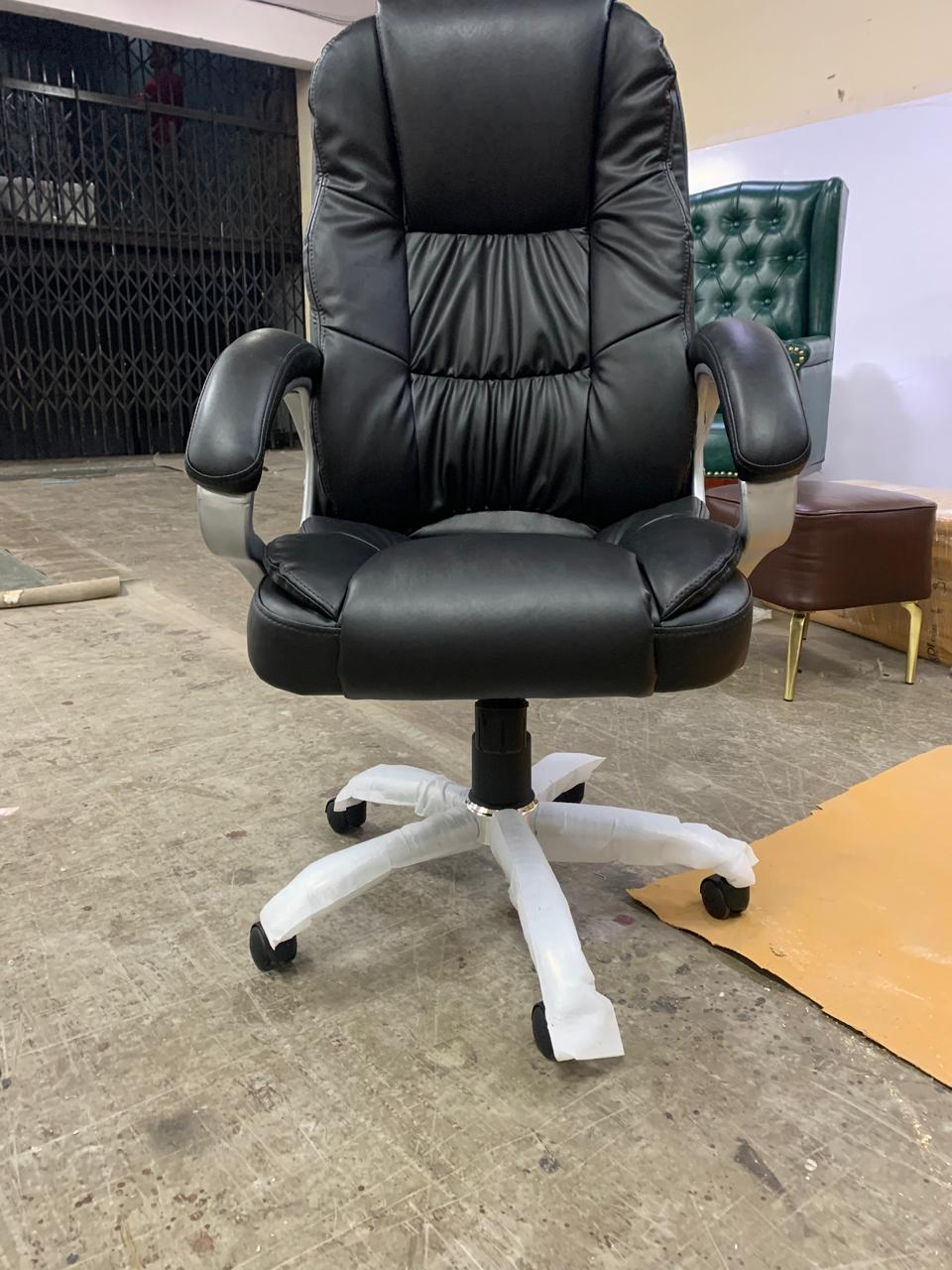 High Back Director Chair with Height Adjustable Wheels Base