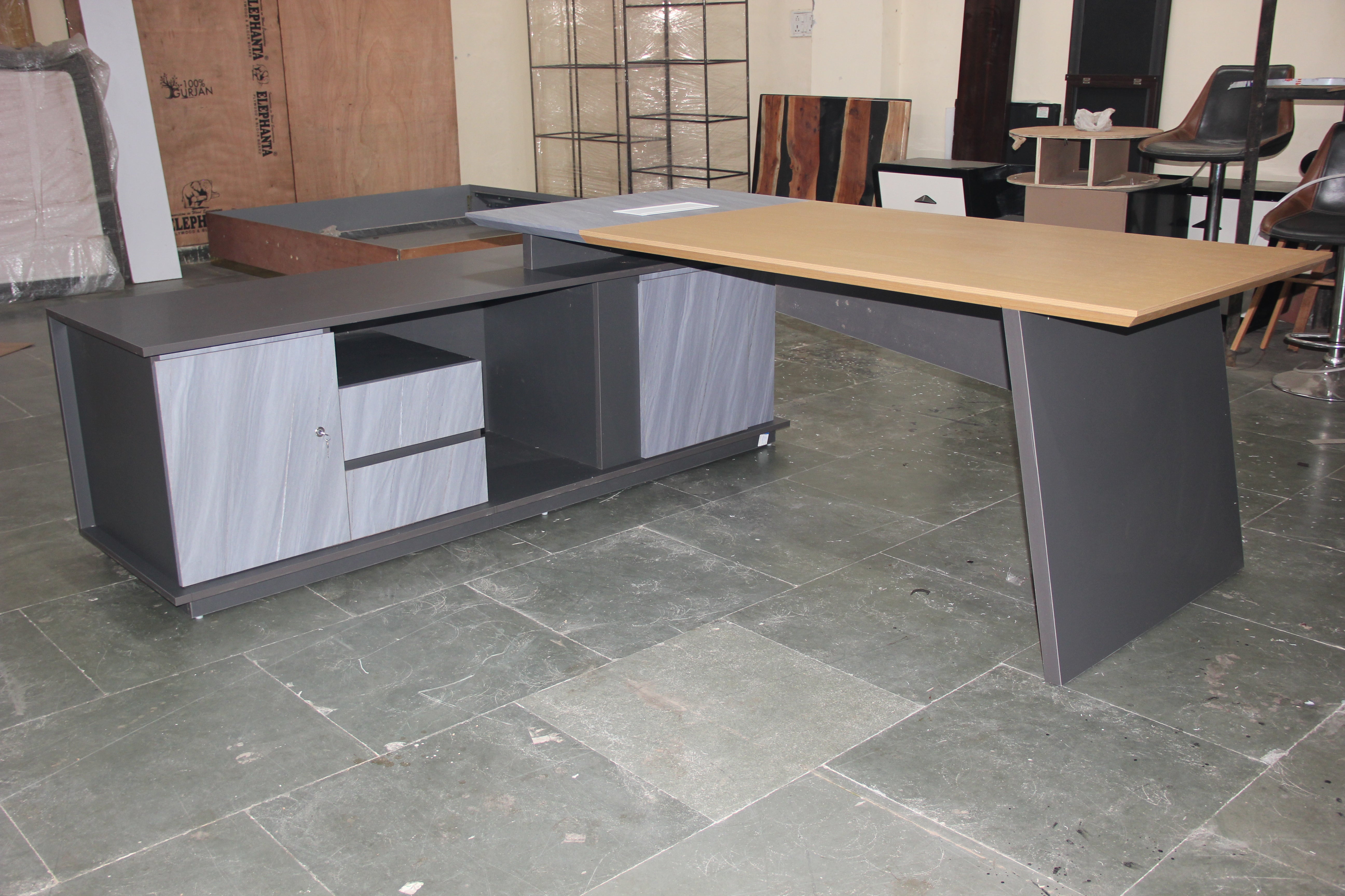 Director L-Shape Table Luxury Modern Office Desk with Made in MDF and  Drawers, Shelves, and CPU Storage Space